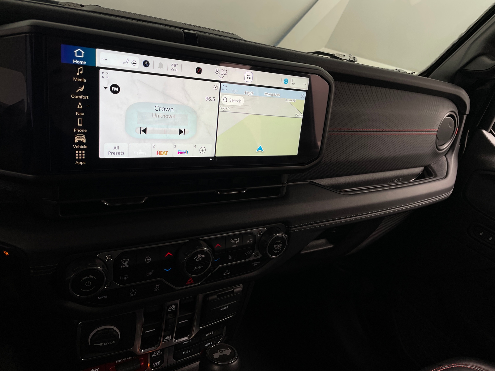 Thumbnail: 2024 Jeep Wrangler - 4