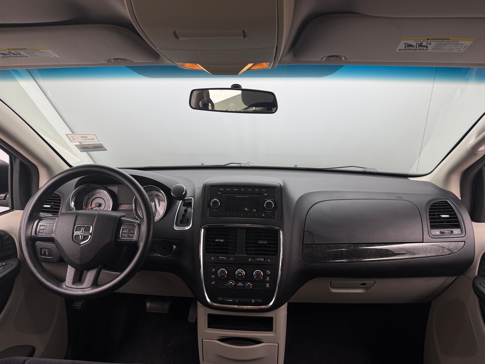 Thumbnail: 2015 Dodge Grand Caravan - 3