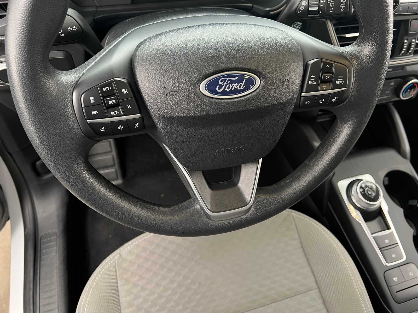 Thumbnail: 2022 Ford Escape - 5