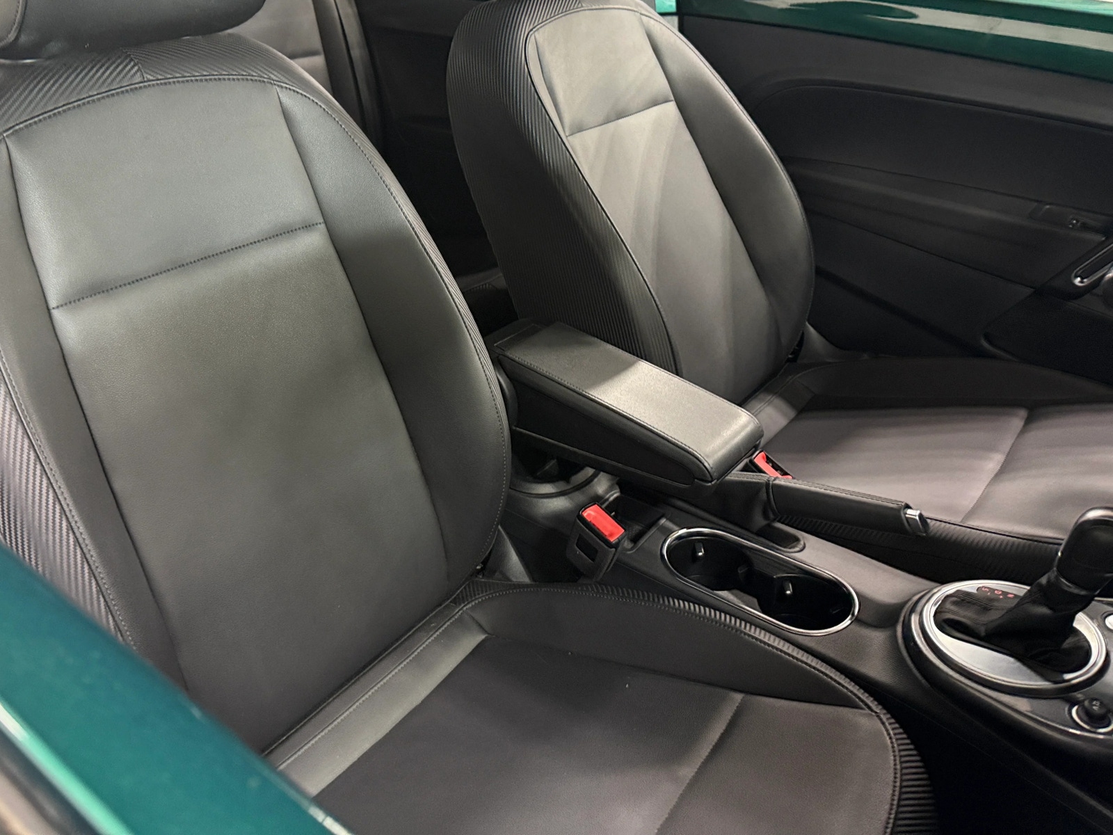 Thumbnail: 2017 Volkswagen Beetle - 2