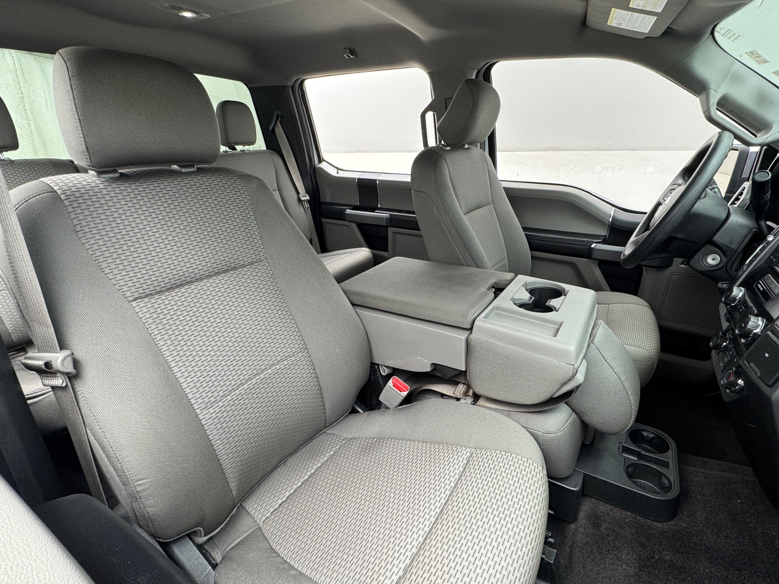 Thumbnail: 2016 Ford Econoline - 2