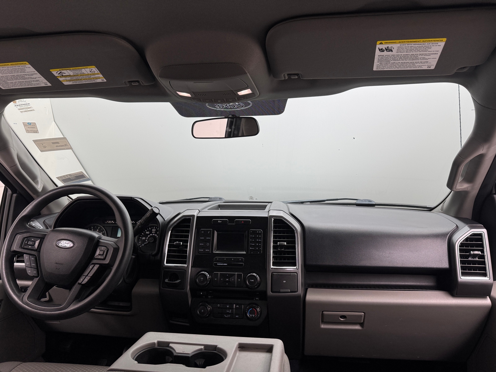 Thumbnail: 2016 Ford Econoline - 3