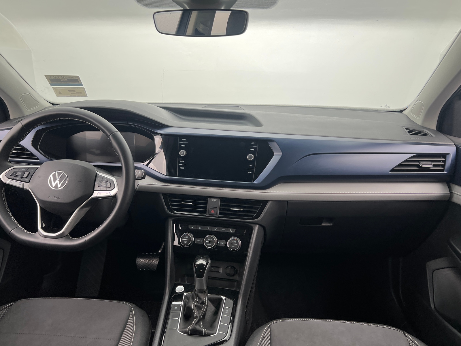 Thumbnail: 2024 Volkswagen Taos - 2