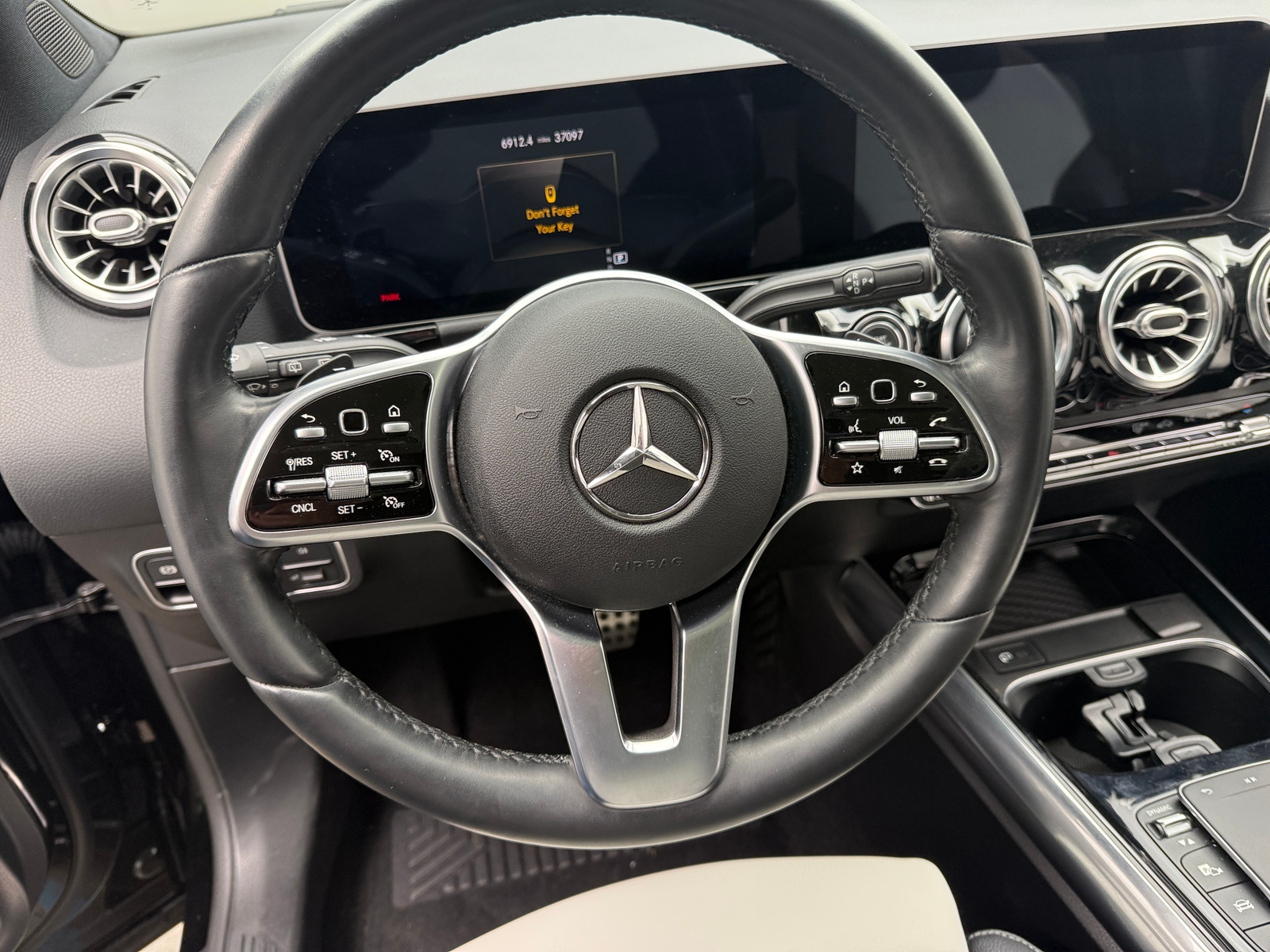 Thumbnail: 2021 Mercedes-Benz GLA - 4