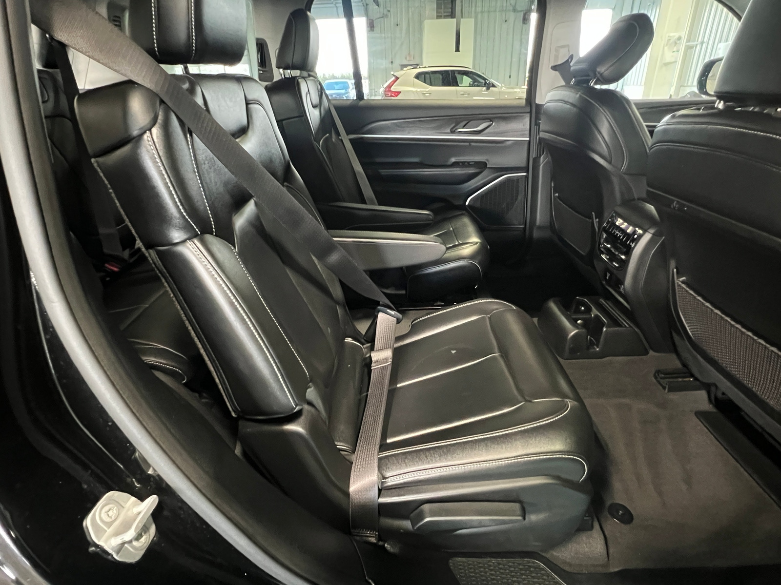 Thumbnail: 2021 Jeep Grand Cherokee L - 5