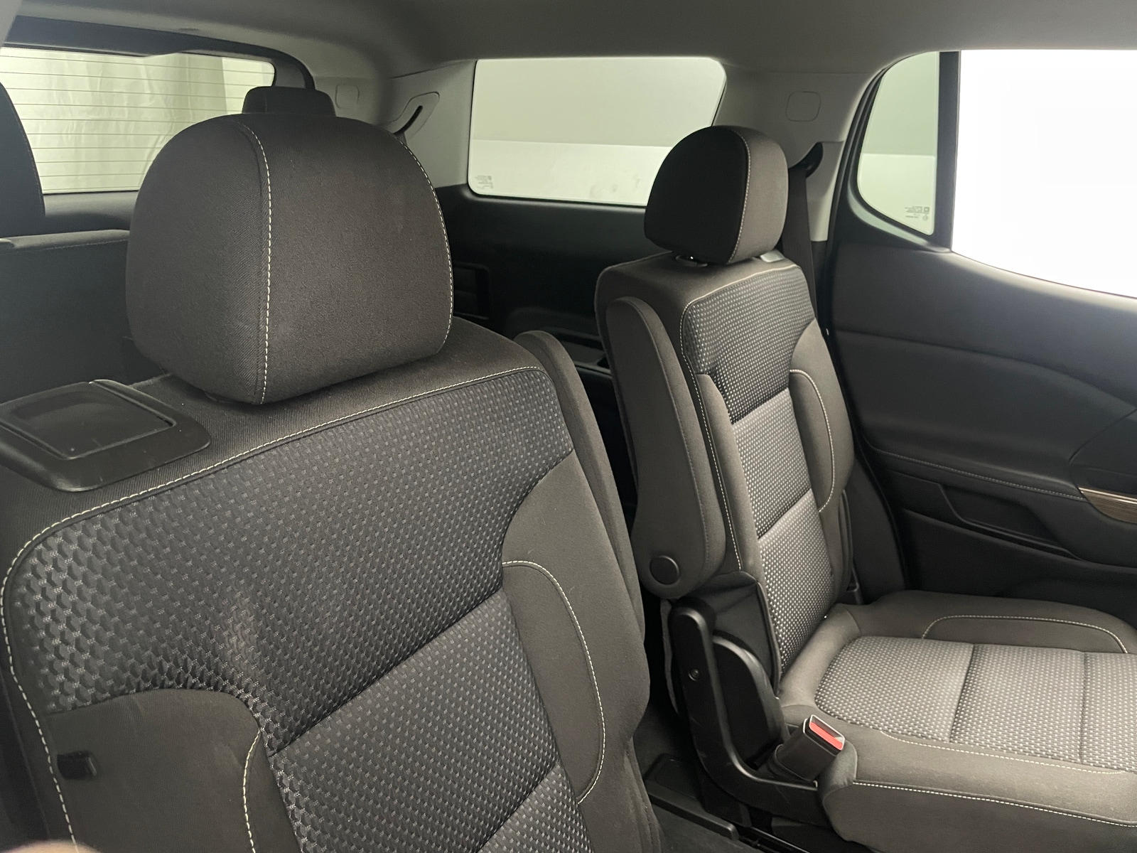 Thumbnail: 2023 GMC Acadia - 6