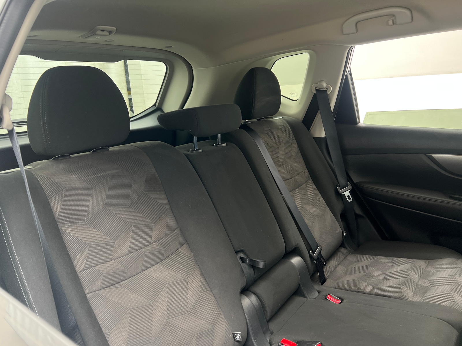 Thumbnail: 2016 Nissan Rogue - 6