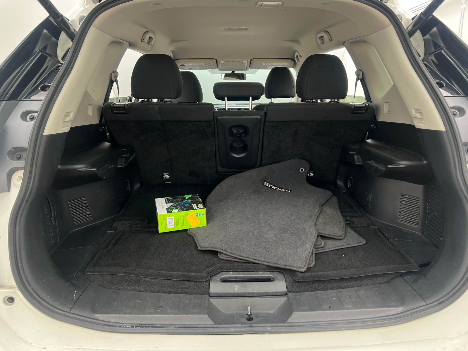 Thumbnail: 2016 Nissan Rogue - 7