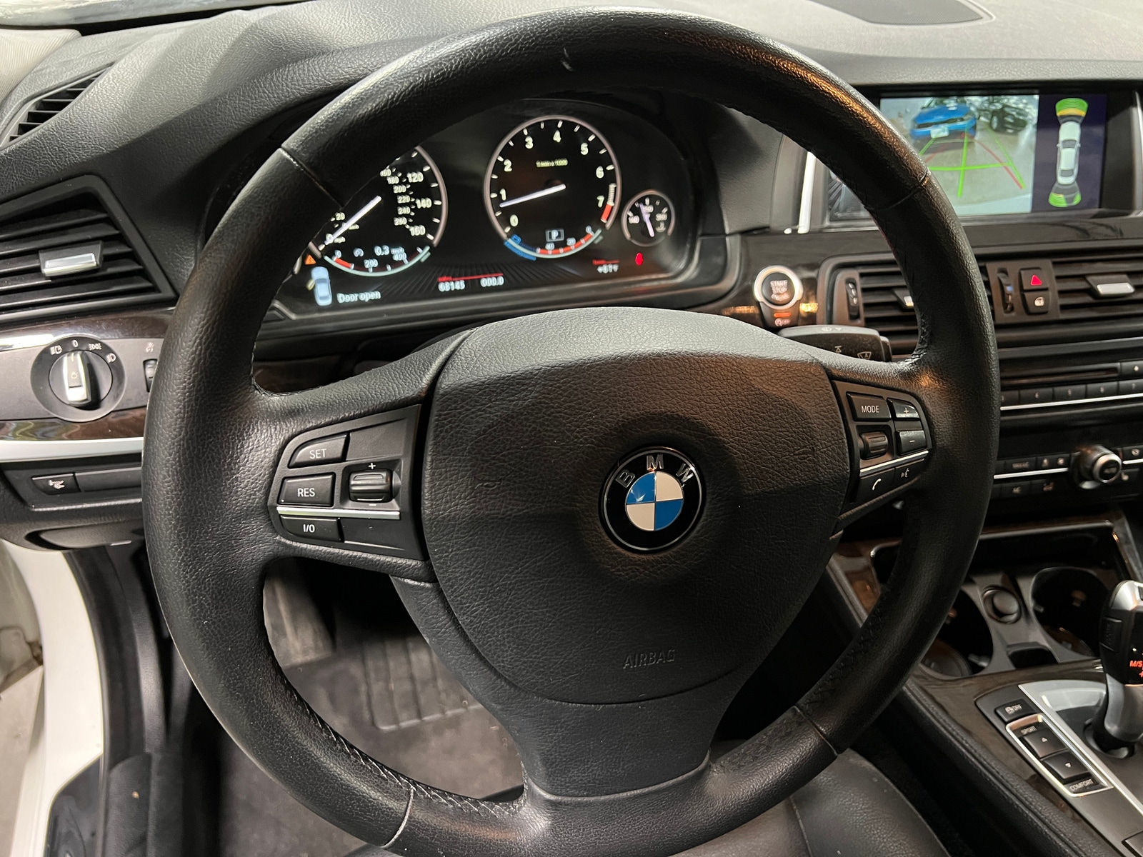Thumbnail: 2014 BMW 5 Series - 4