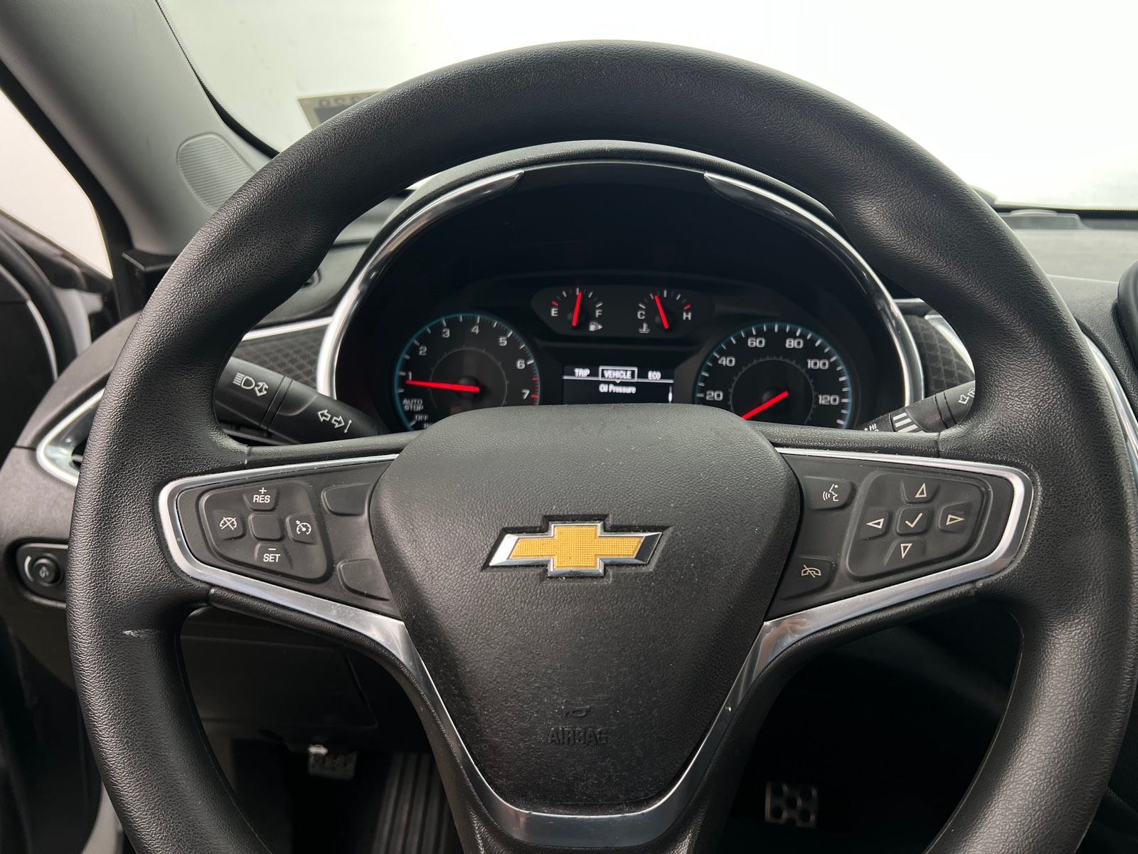 Thumbnail: 2017 Chevrolet Malibu - 5