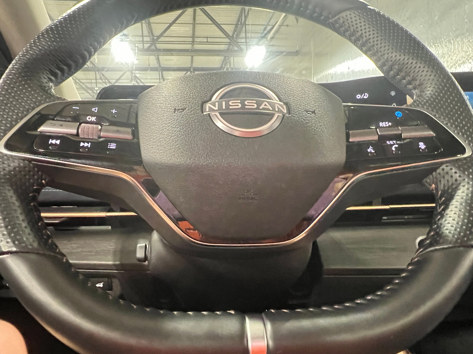 Thumbnail: 2024 Nissan Ariya - 4