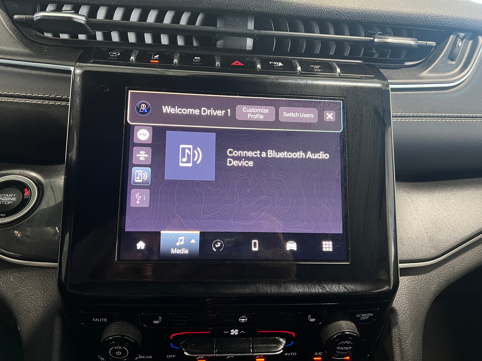 Thumbnail: 2021 Jeep Grand Cherokee L - 3