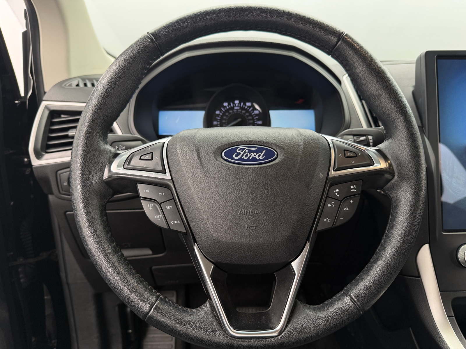 Thumbnail: 2024 Ford Edge - 4