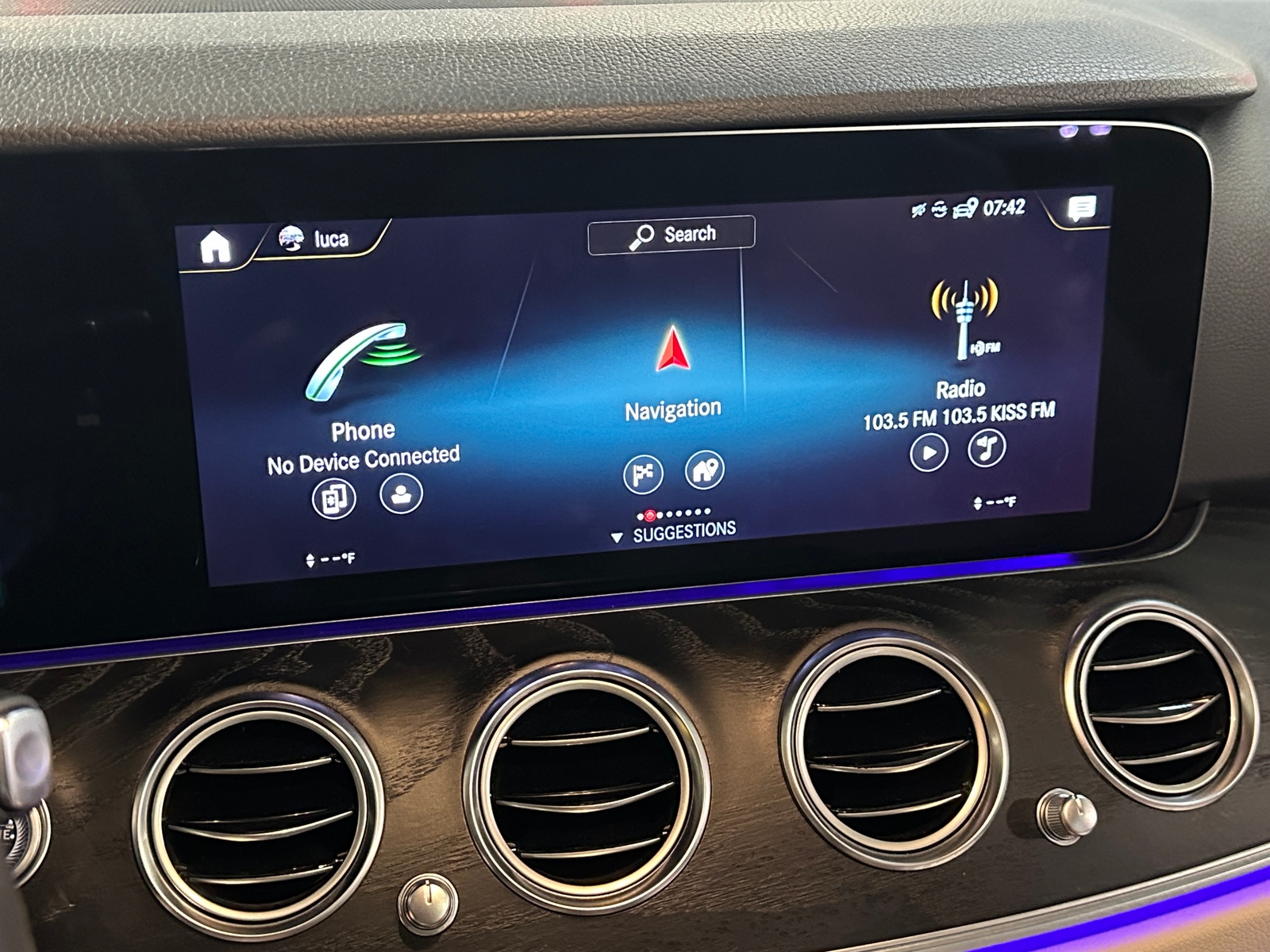 Thumbnail: 2021 Mercedes-Benz E-Class - 3