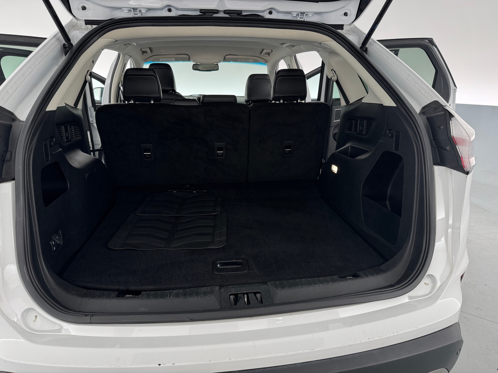 Thumbnail: 2024 Ford Edge - 6