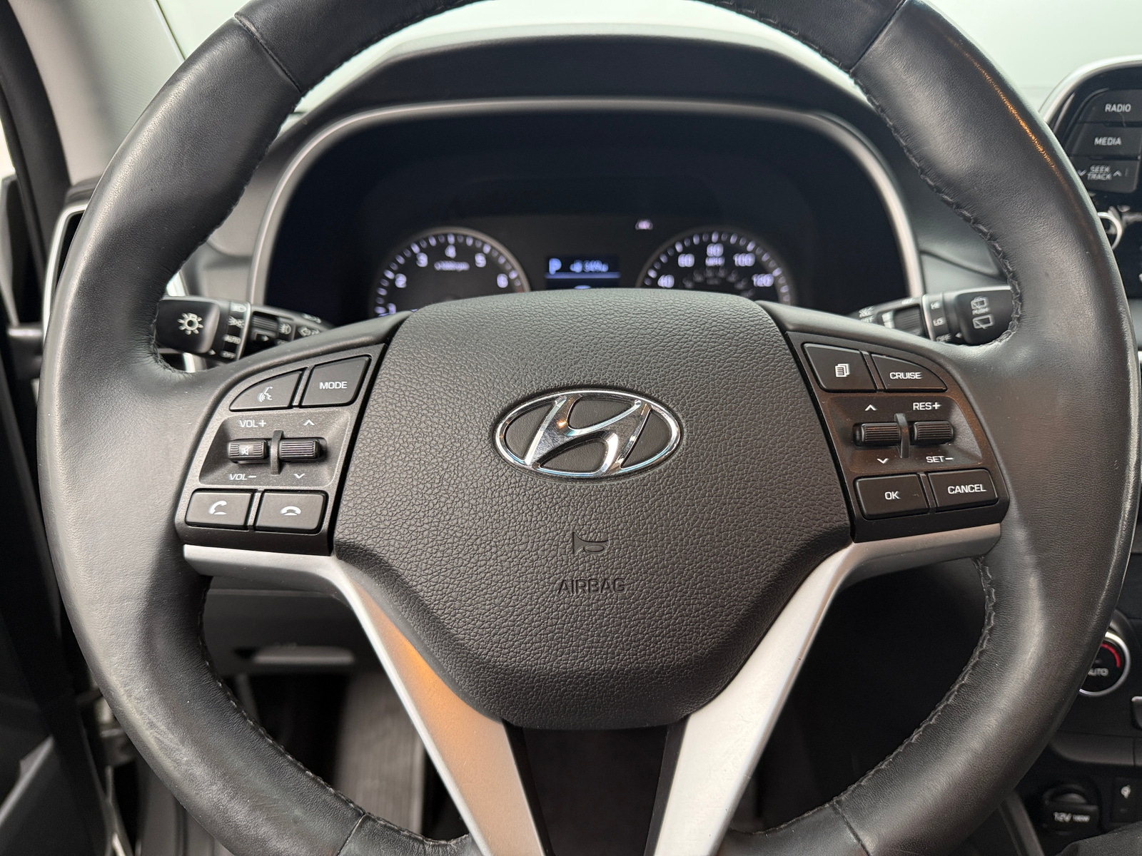 Thumbnail: 2020 Hyundai Tucson - 4