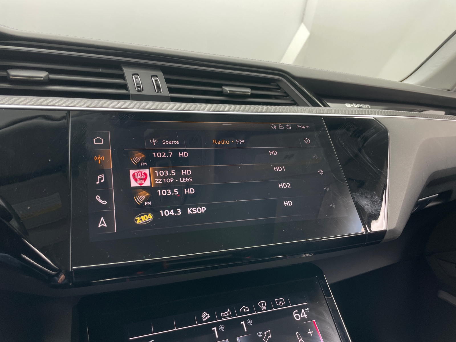 Thumbnail: 2019 Audi e-tron - 3