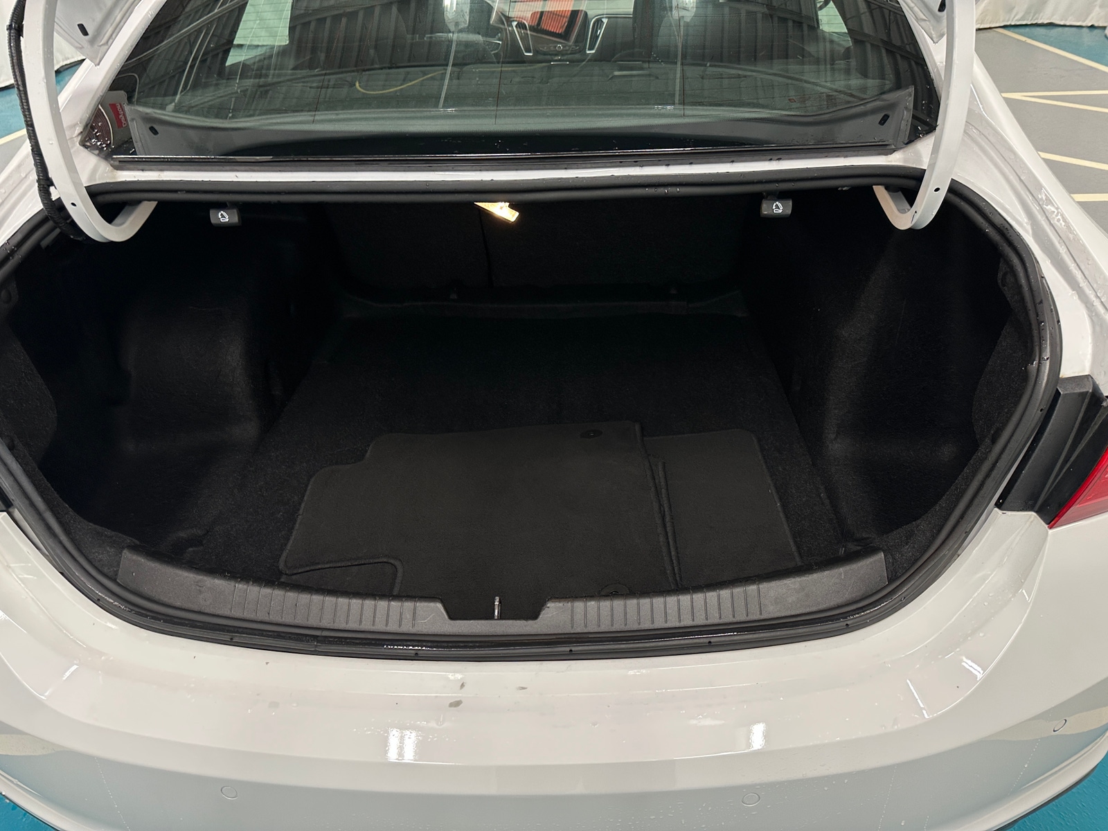 Thumbnail: 2024 Chevrolet Malibu - 7