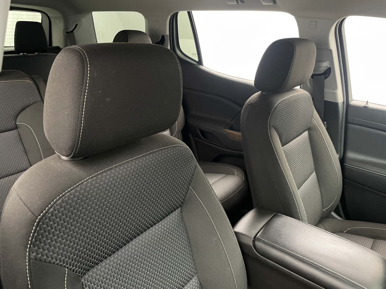 Thumbnail: 2023 GMC Acadia - 2