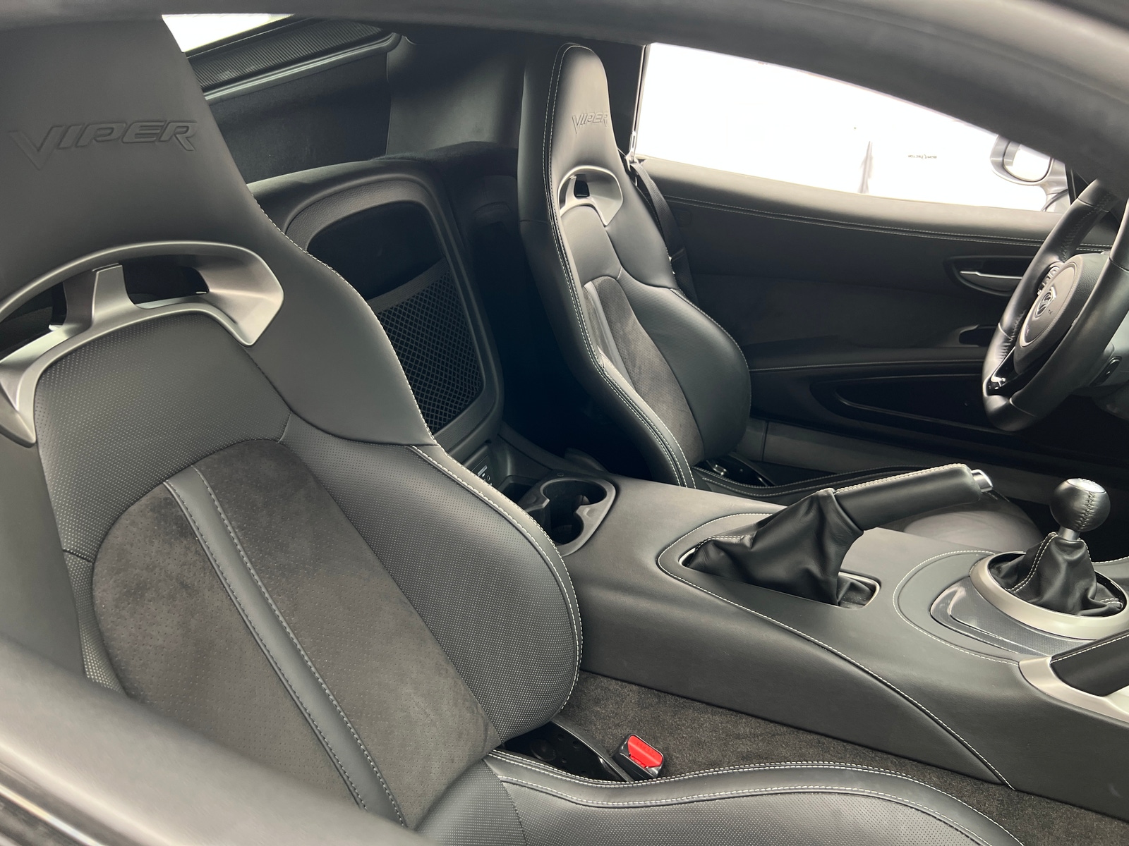 Thumbnail: 2016 Dodge Viper - 2