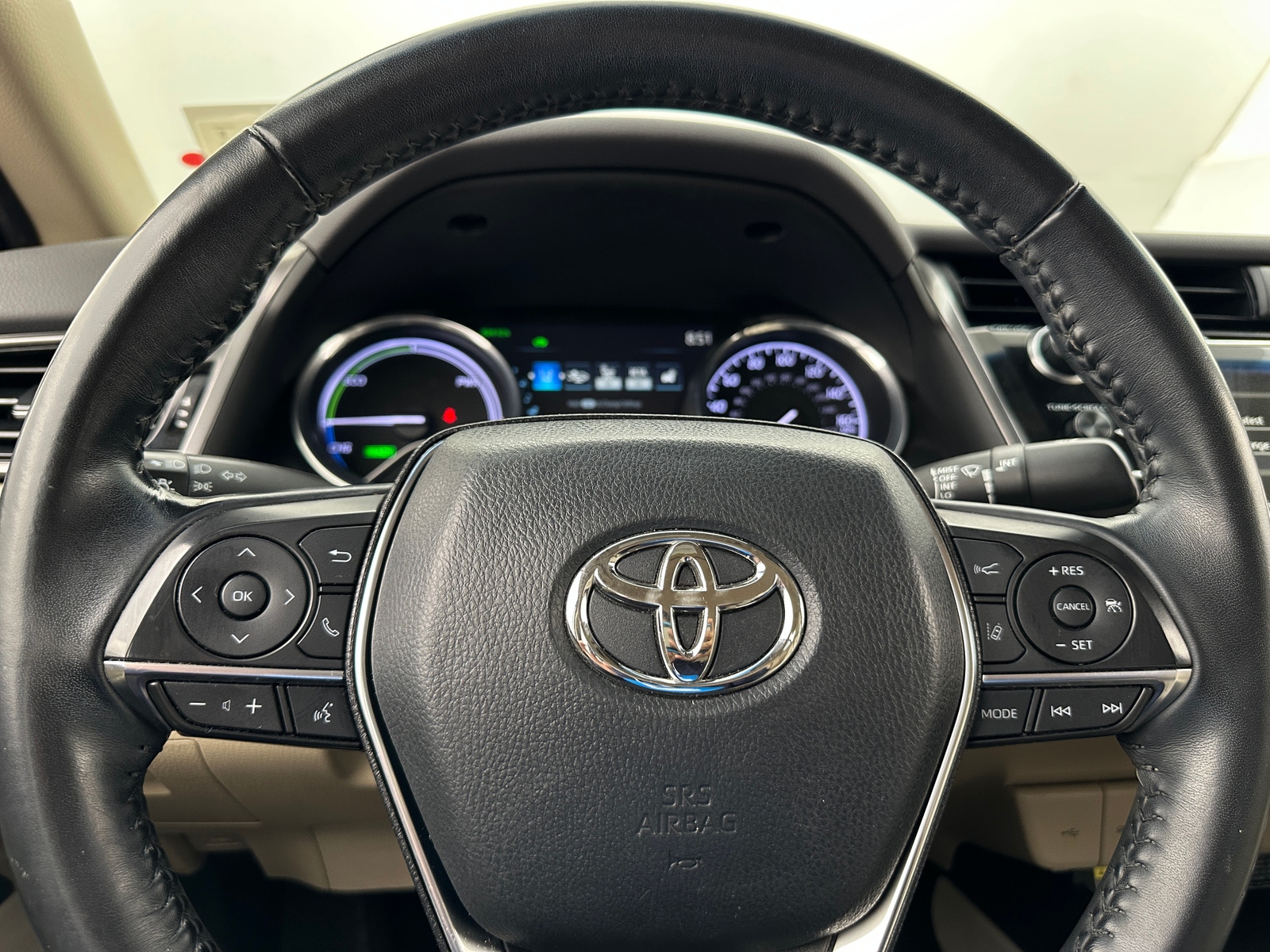 Thumbnail: 2020 Toyota Camry - 4