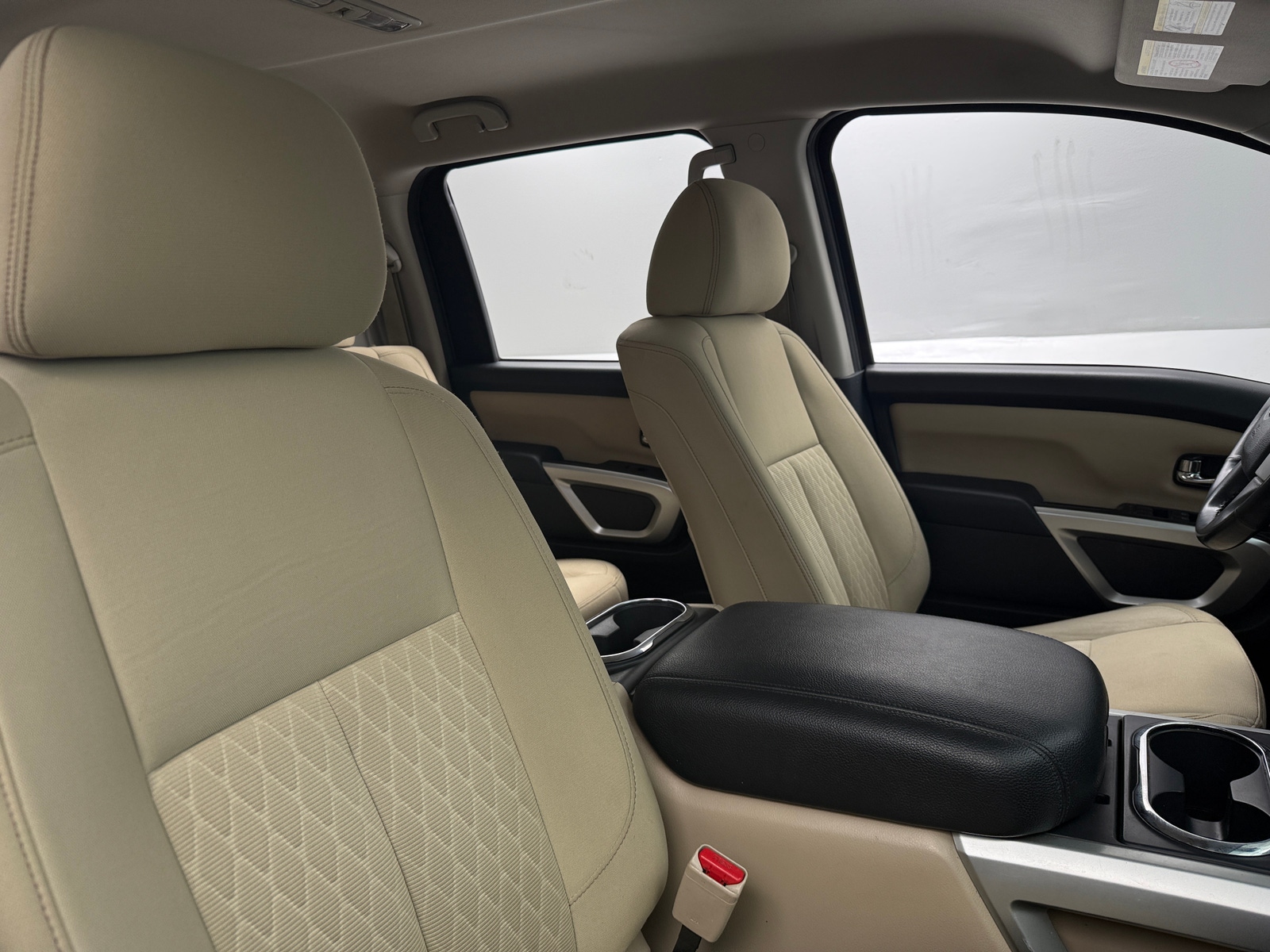 Thumbnail: 2017 Nissan Titan - 2