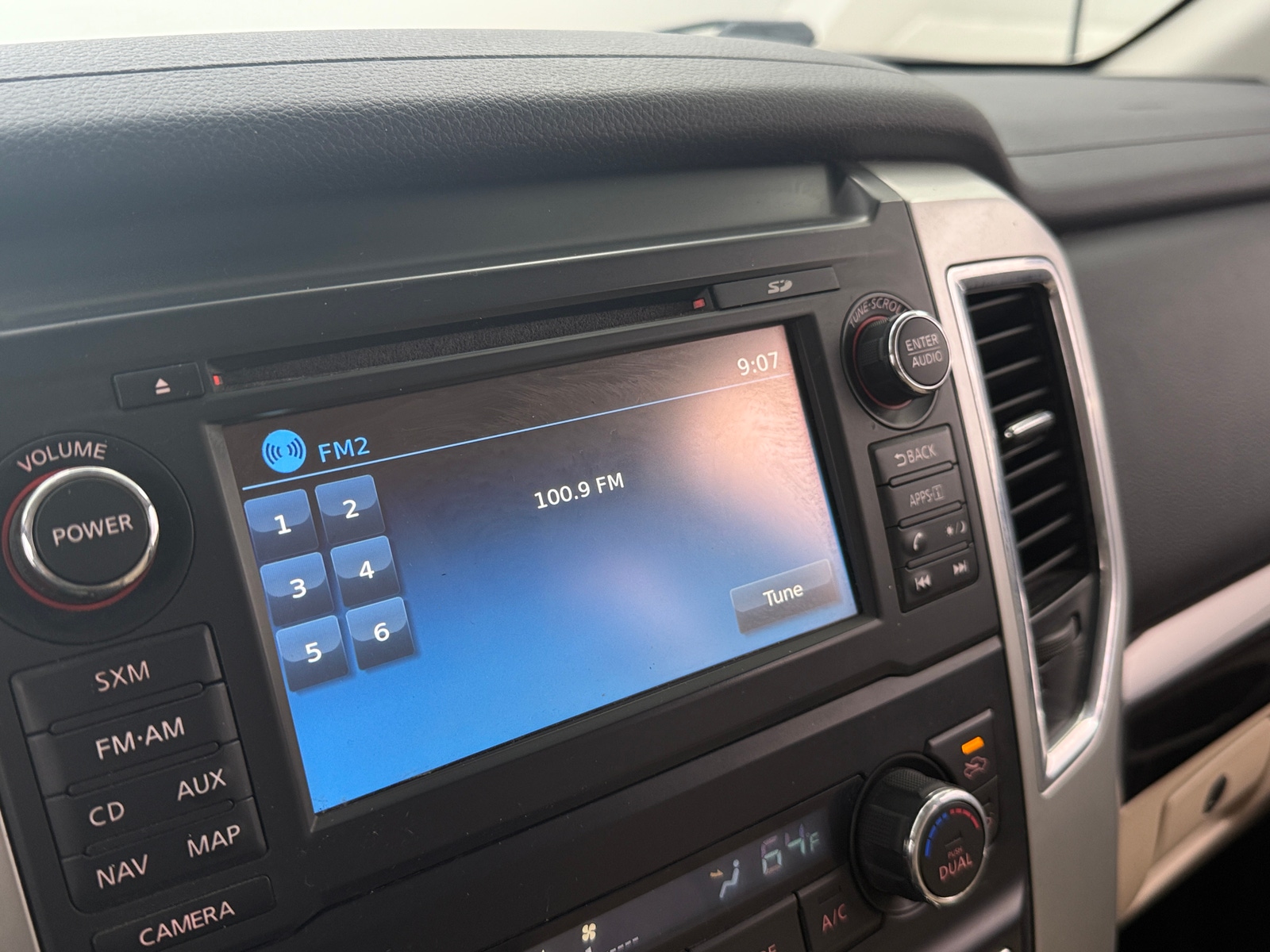 Thumbnail: 2017 Nissan Titan - 4