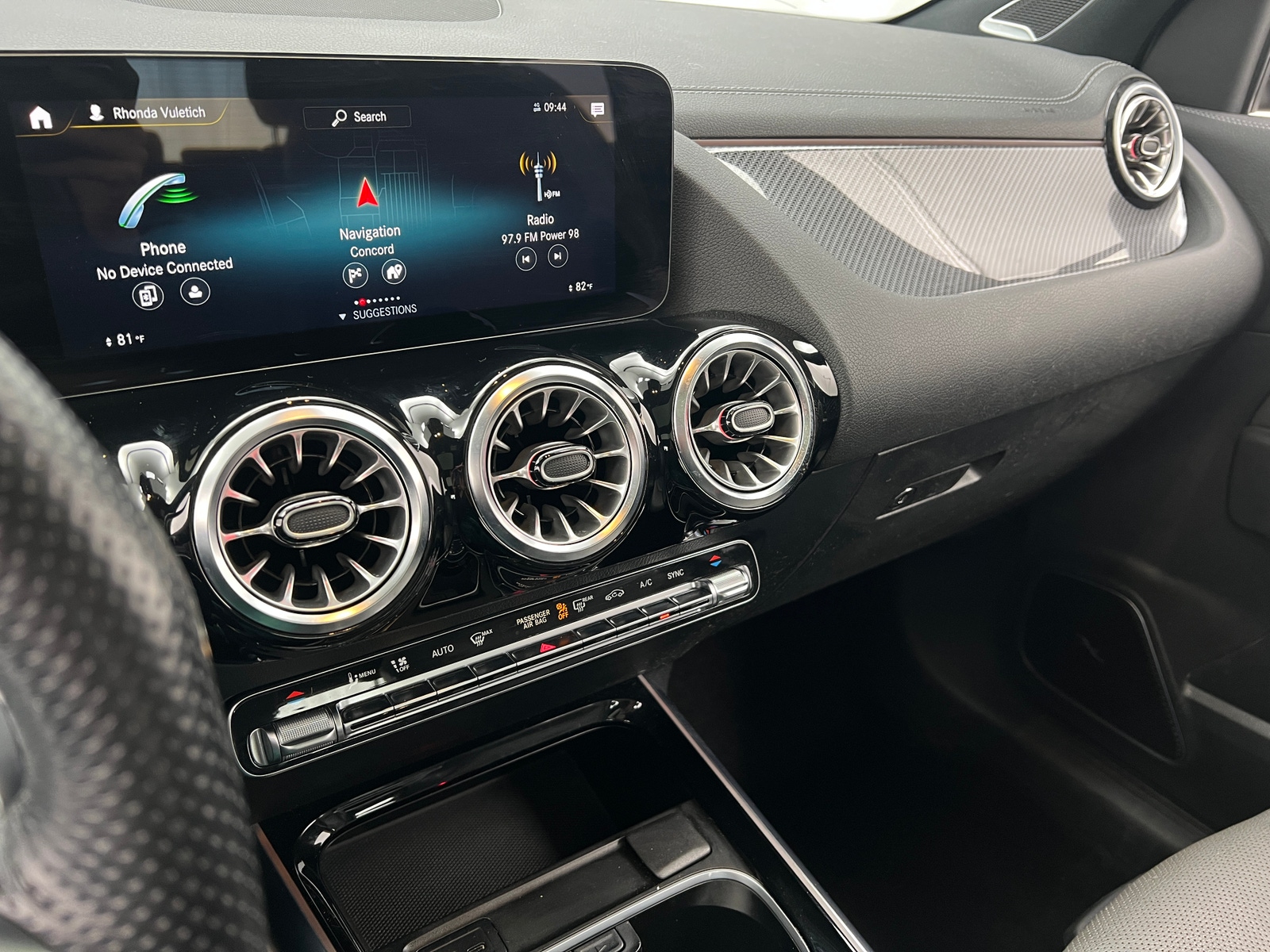 Thumbnail: 2022 Mercedes-Benz GLA - 3