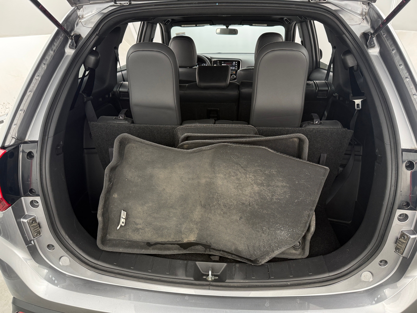 Thumbnail: 2019 Mitsubishi Outlander - 7