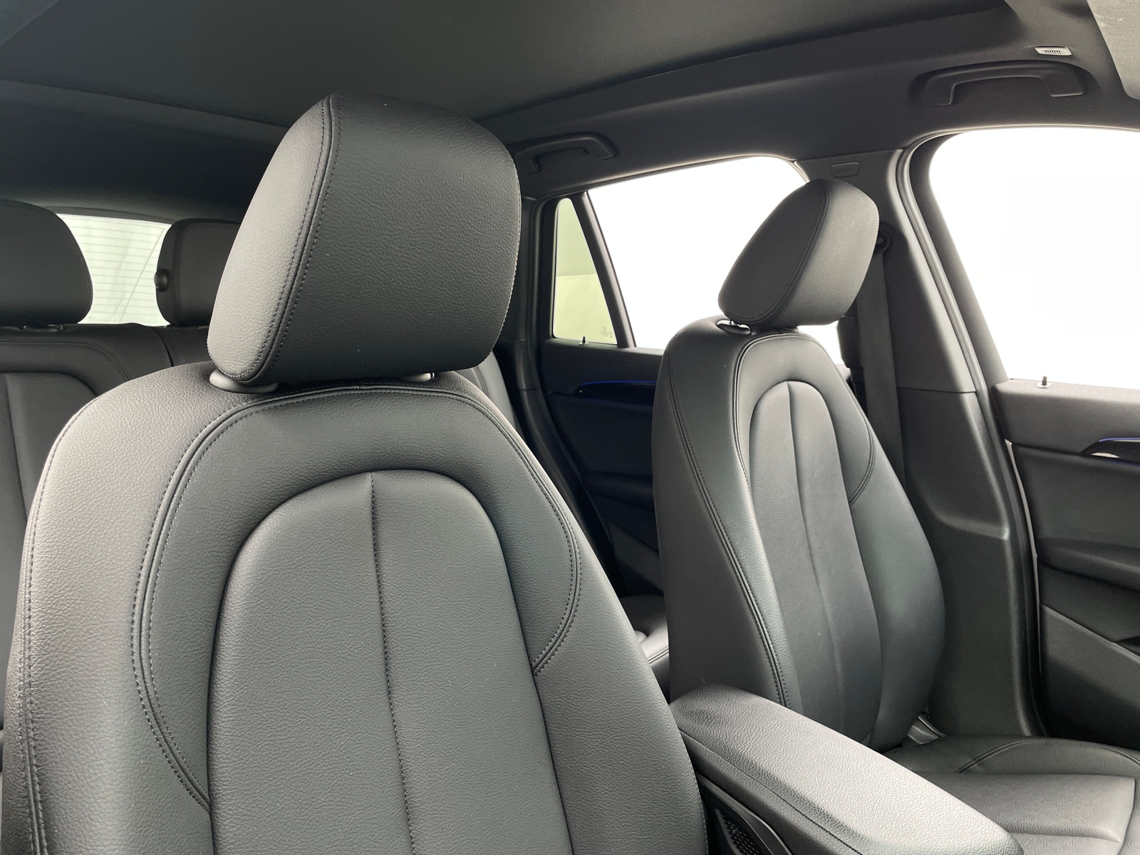 Thumbnail: 2021 BMW X1 - 2