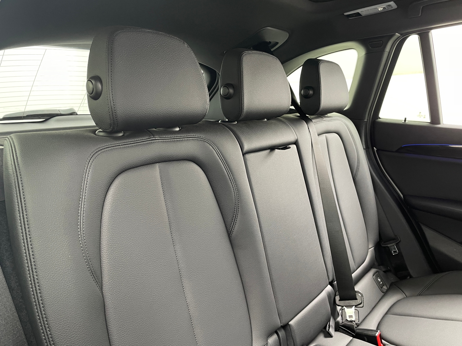 Thumbnail: 2021 BMW X1 - 6