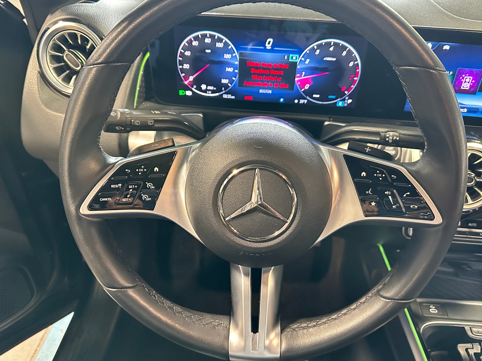 Thumbnail: 2025 Mercedes-Benz GLB - 4