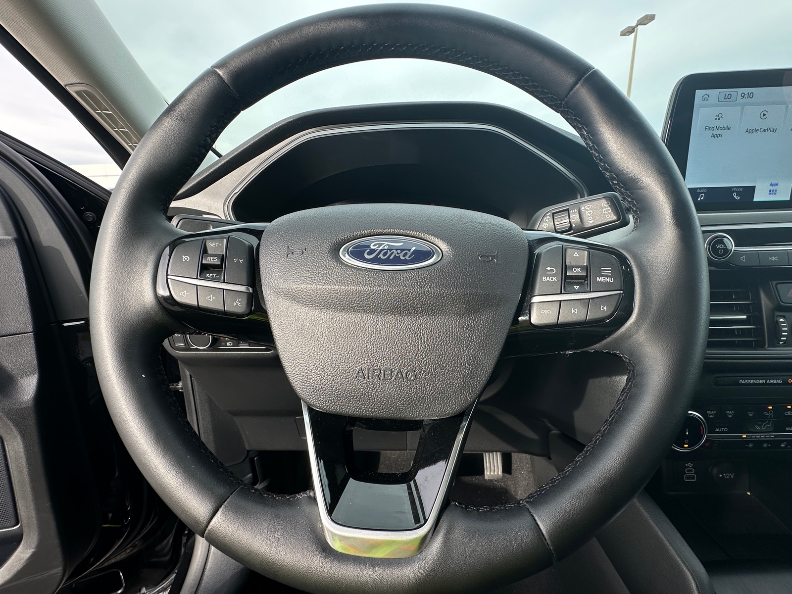 Thumbnail: 2024 Ford Escape - 5