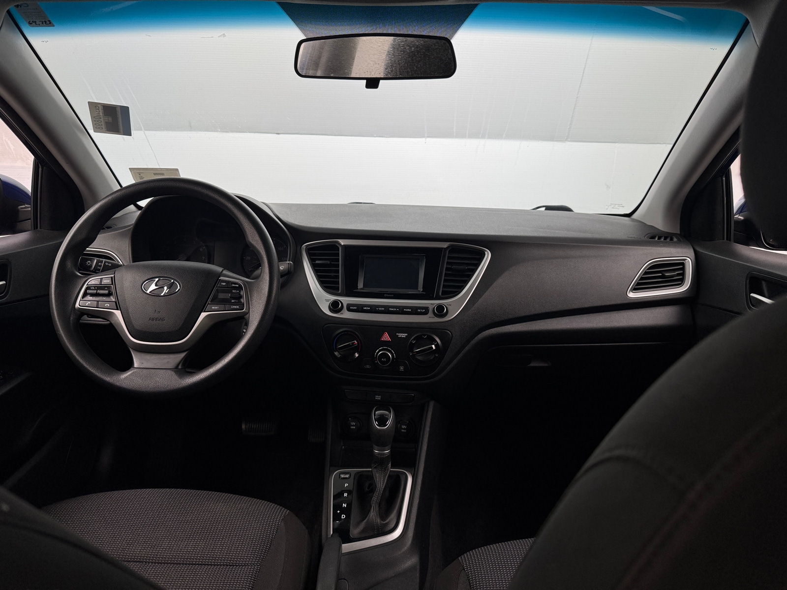 Thumbnail: 2022 Hyundai Accent - 3