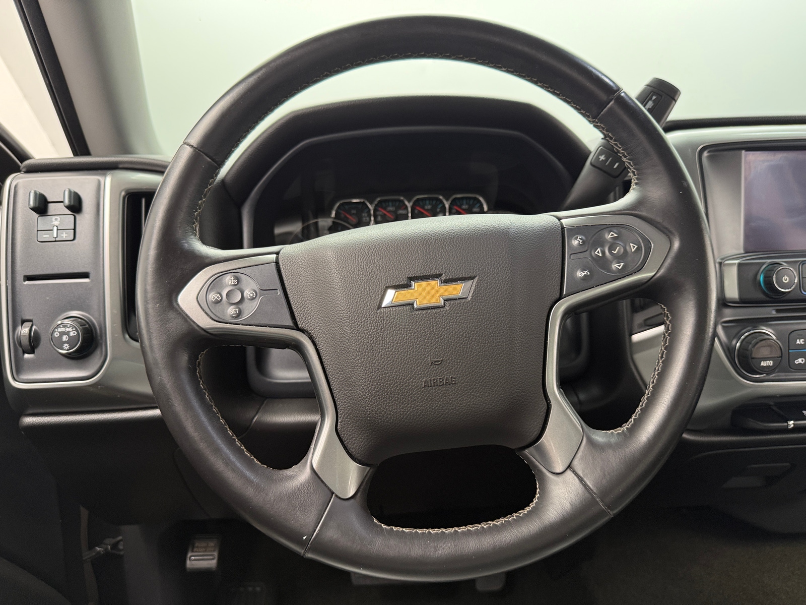 Thumbnail: 2015 Chevrolet Silverado 1500 - 5