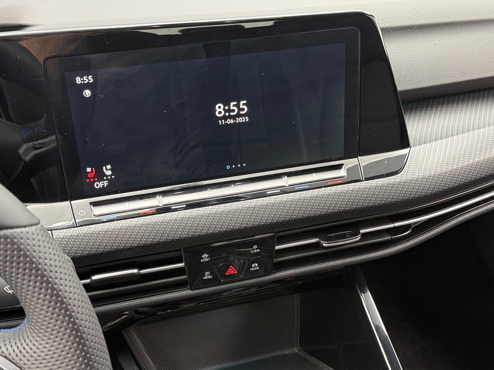 Thumbnail: 2024 Volkswagen Golf - 3