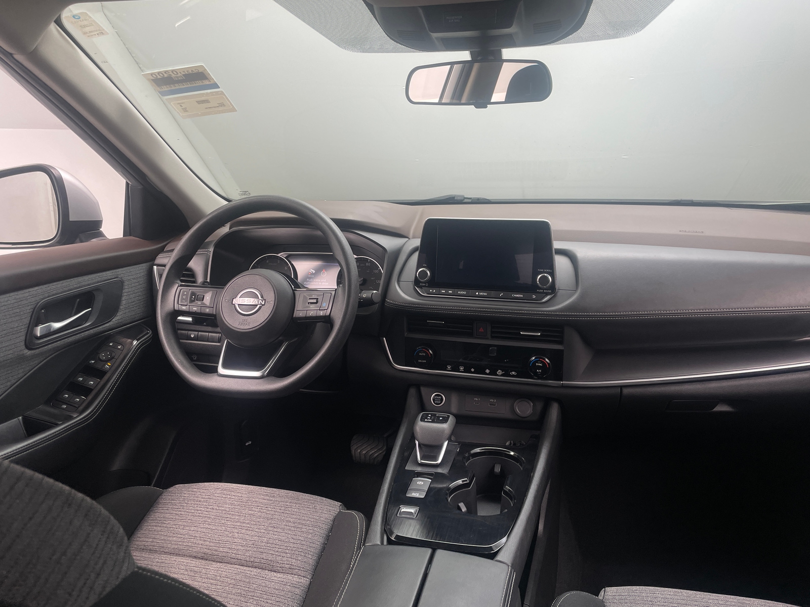 Thumbnail: 2023 Nissan Rogue - 3