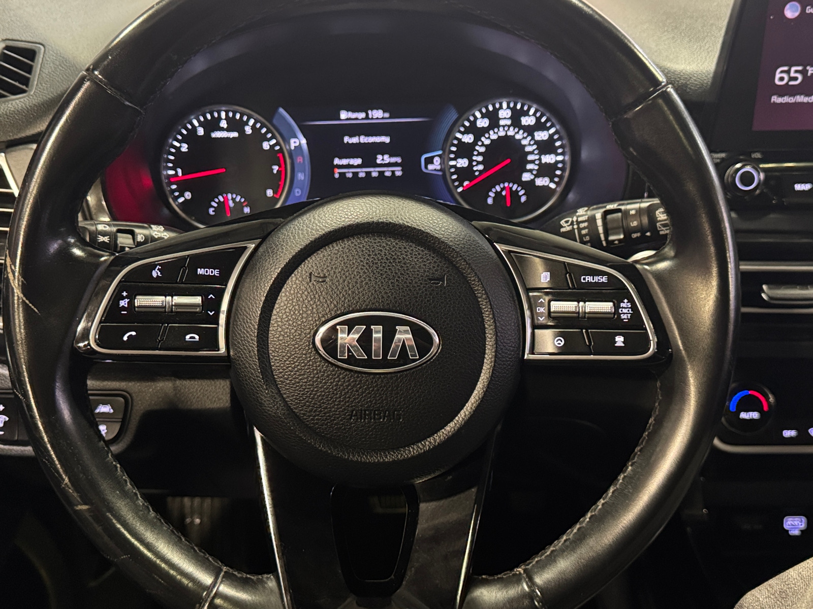 Thumbnail: 2021 Kia Seltos - 4