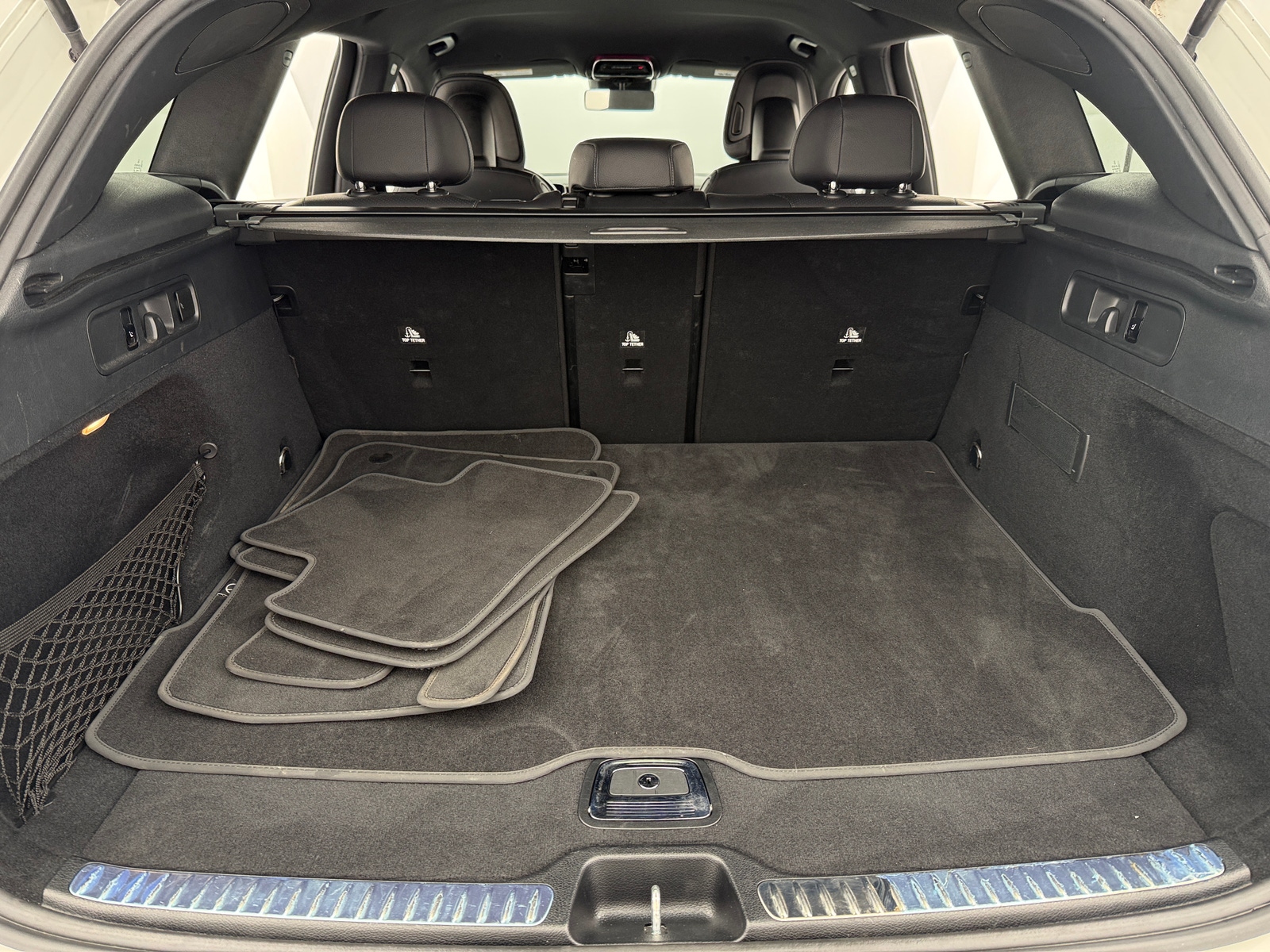 Thumbnail: 2024 Mercedes-Benz GLC - 6