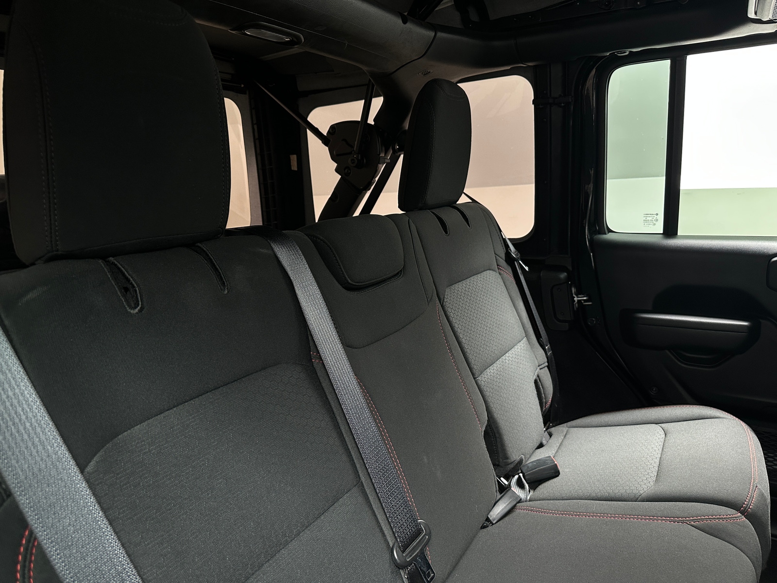 Thumbnail: 2021 Jeep Wrangler - 6