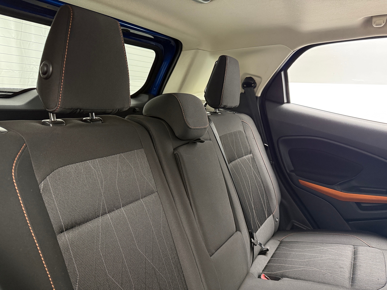 Thumbnail: 2021 Ford EcoSport - 6