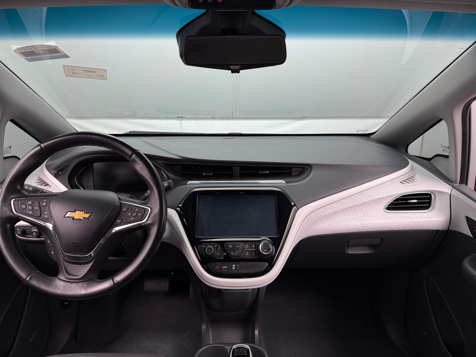 Thumbnail: 2018 Chevrolet Bolt EV - 2