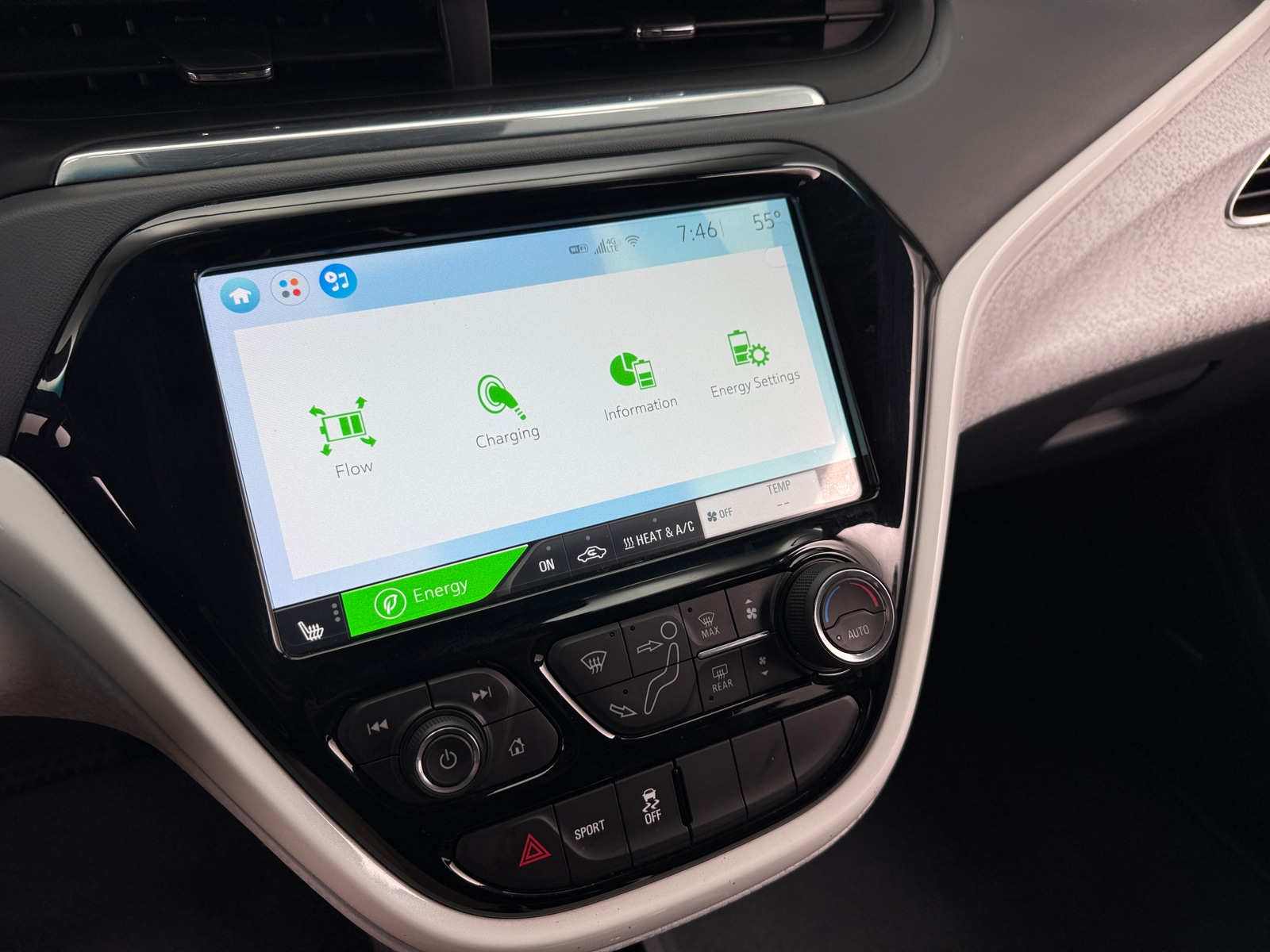 Thumbnail: 2018 Chevrolet Bolt EV - 3