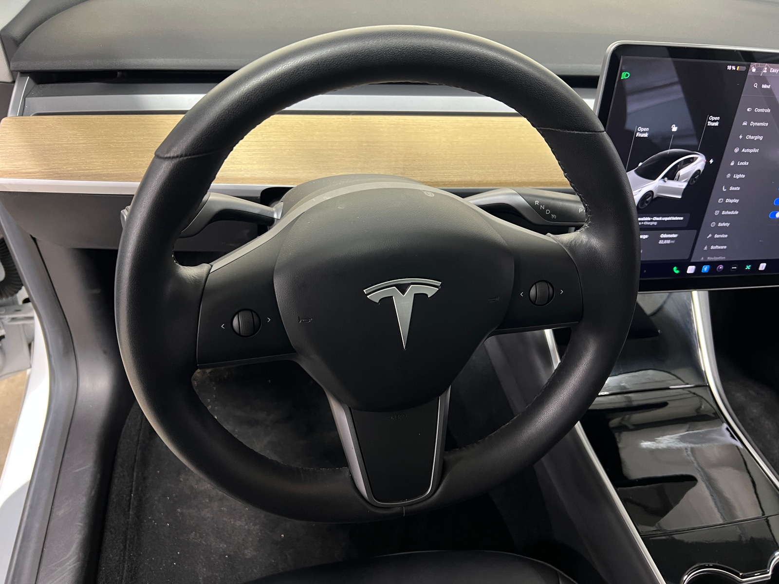 Thumbnail: 2019 Tesla Model 3 - 4