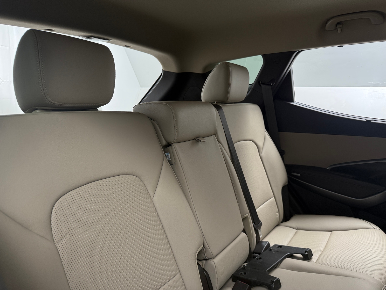 Thumbnail: 2018 Hyundai Santa Fe - 6