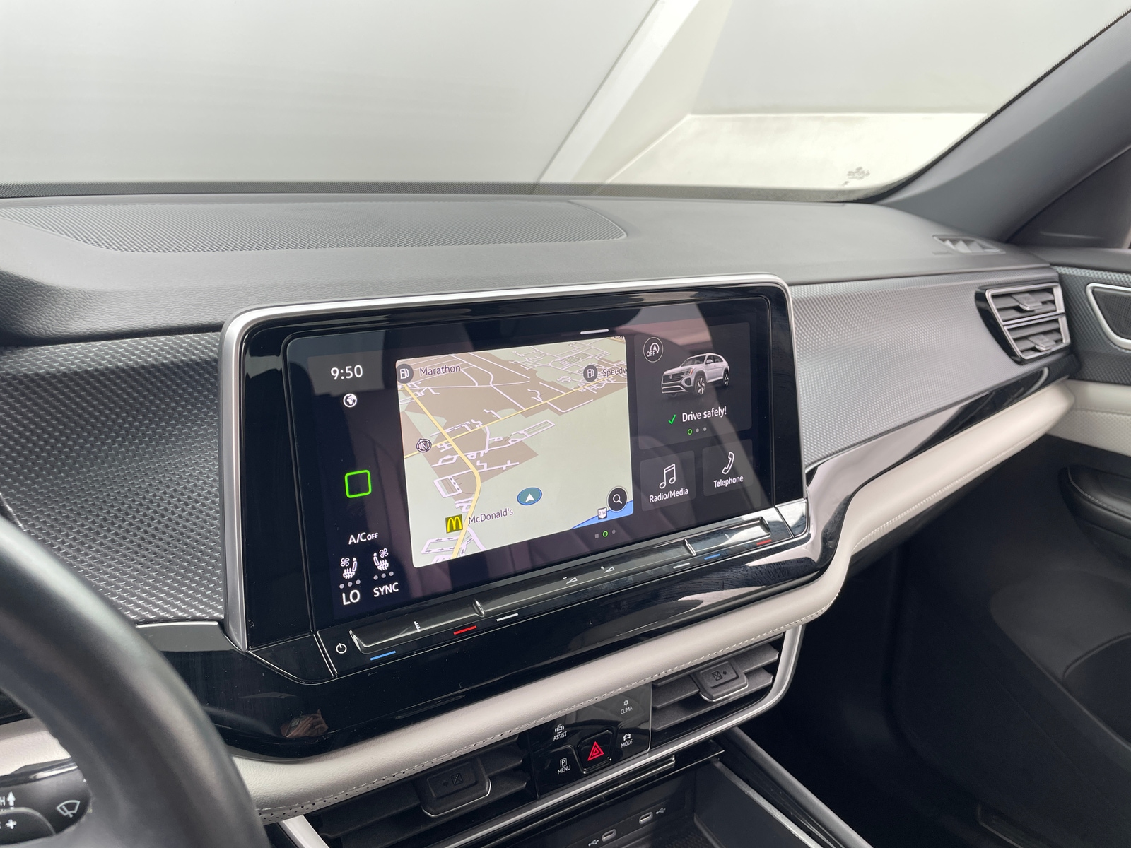 Thumbnail: 2024 Volkswagen Atlas - 3