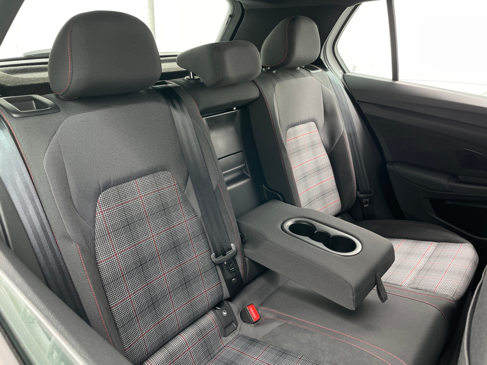 Thumbnail: 2024 Volkswagen Golf - 6