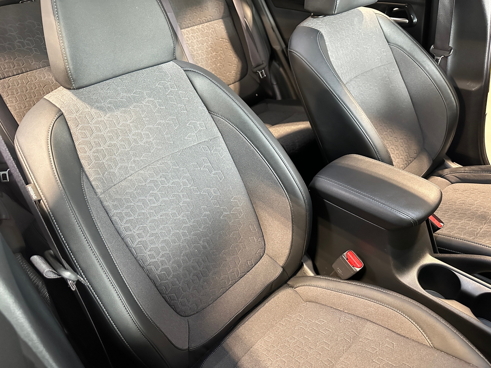 Thumbnail: 2024 Kia Seltos - 2