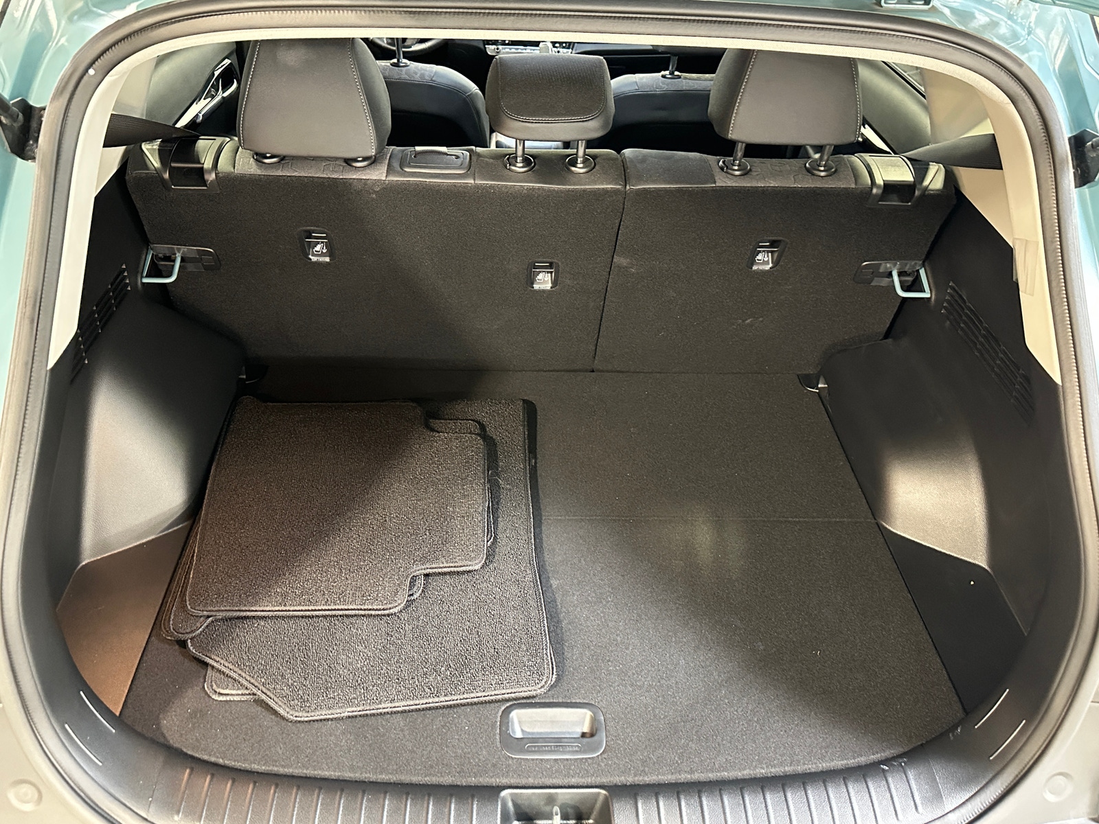 Thumbnail: 2024 Kia Seltos - 7