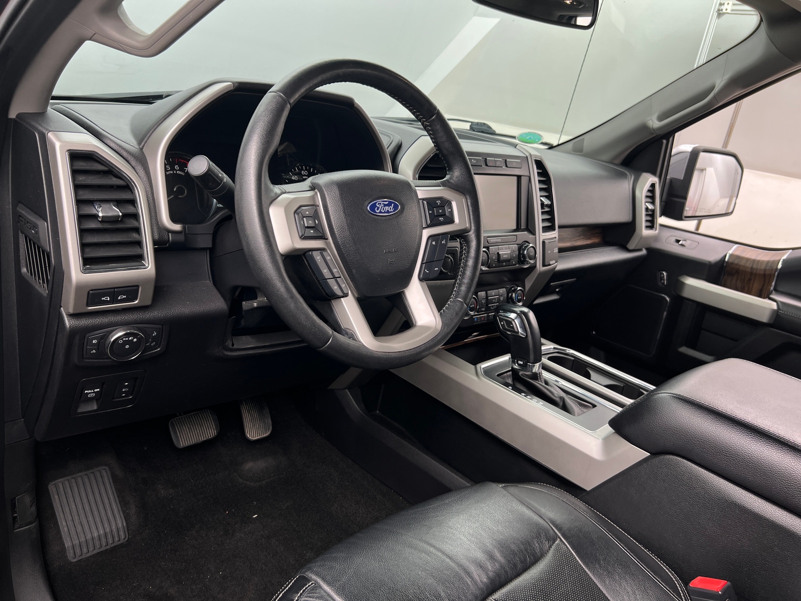 Thumbnail: 2019 Ford Econoline - 2